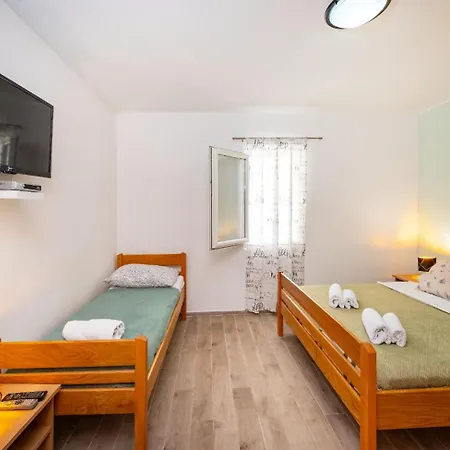 Apartamento With Parking Space Nin, Zadar - 10414