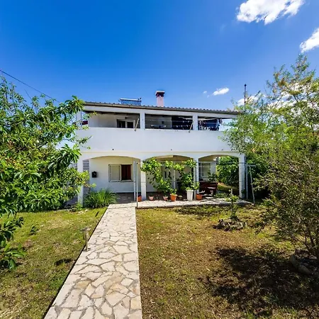 With Parking Space Nin, Zadar - 10414 נין