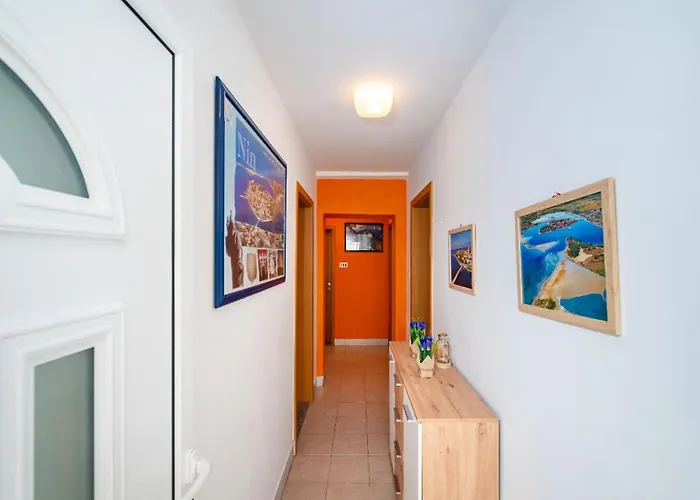 Apartman With Parking Space Nin, Zadar - 10414 *